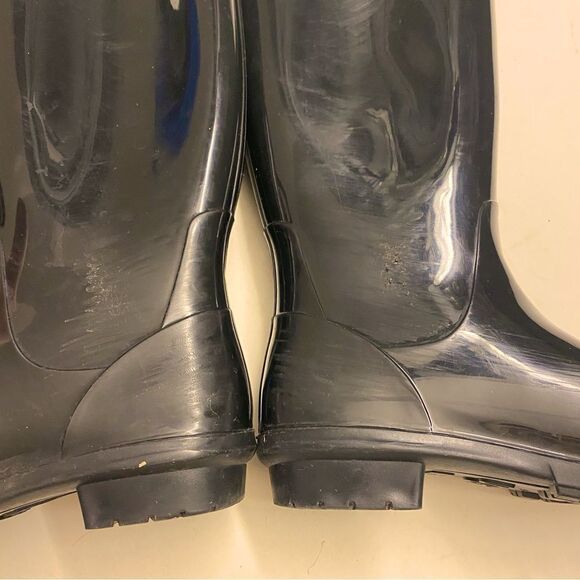 UGG black gloss classic tall pull on boots rubber Shaye Sheepskin Lining 6 - Picture 6 of 9